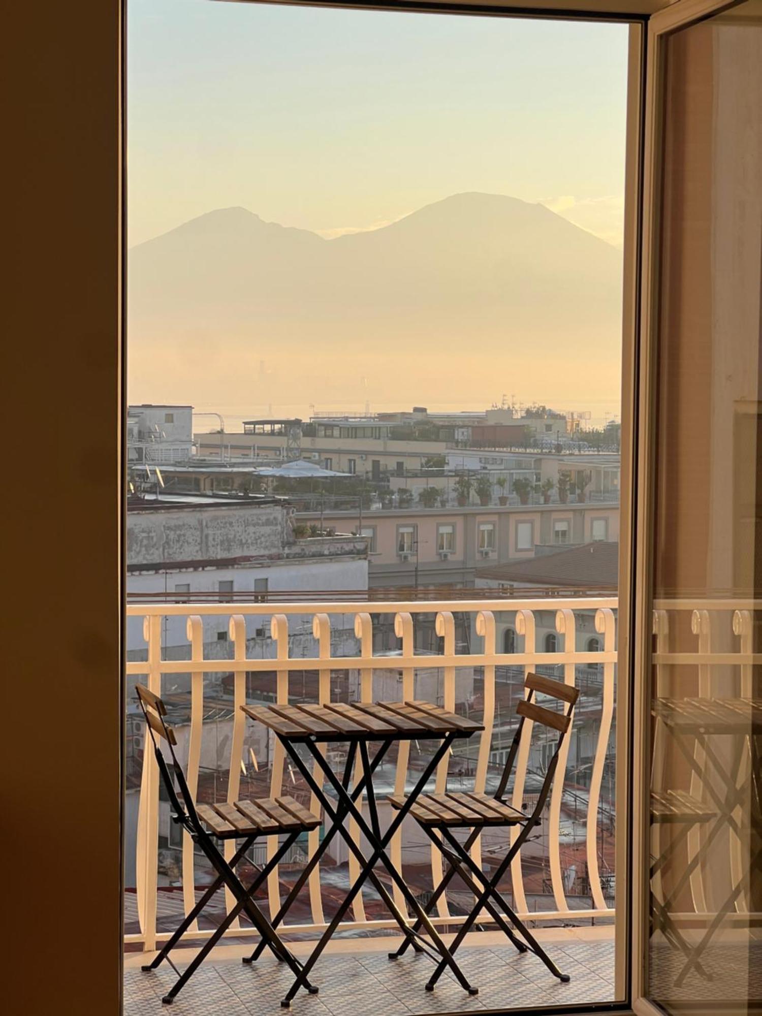 Gennarino Apartments - Panorama Suite With Balcony And Urban Loft Νάπολη Εξωτερικό φωτογραφία