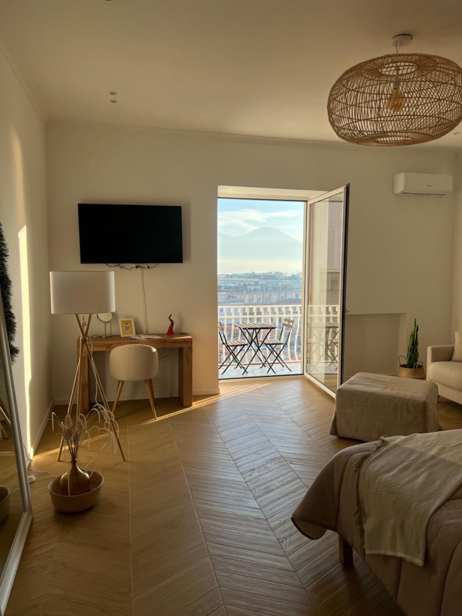 Gennarino Apartments - Panorama Suite With Balcony And Urban Loft Νάπολη Εξωτερικό φωτογραφία