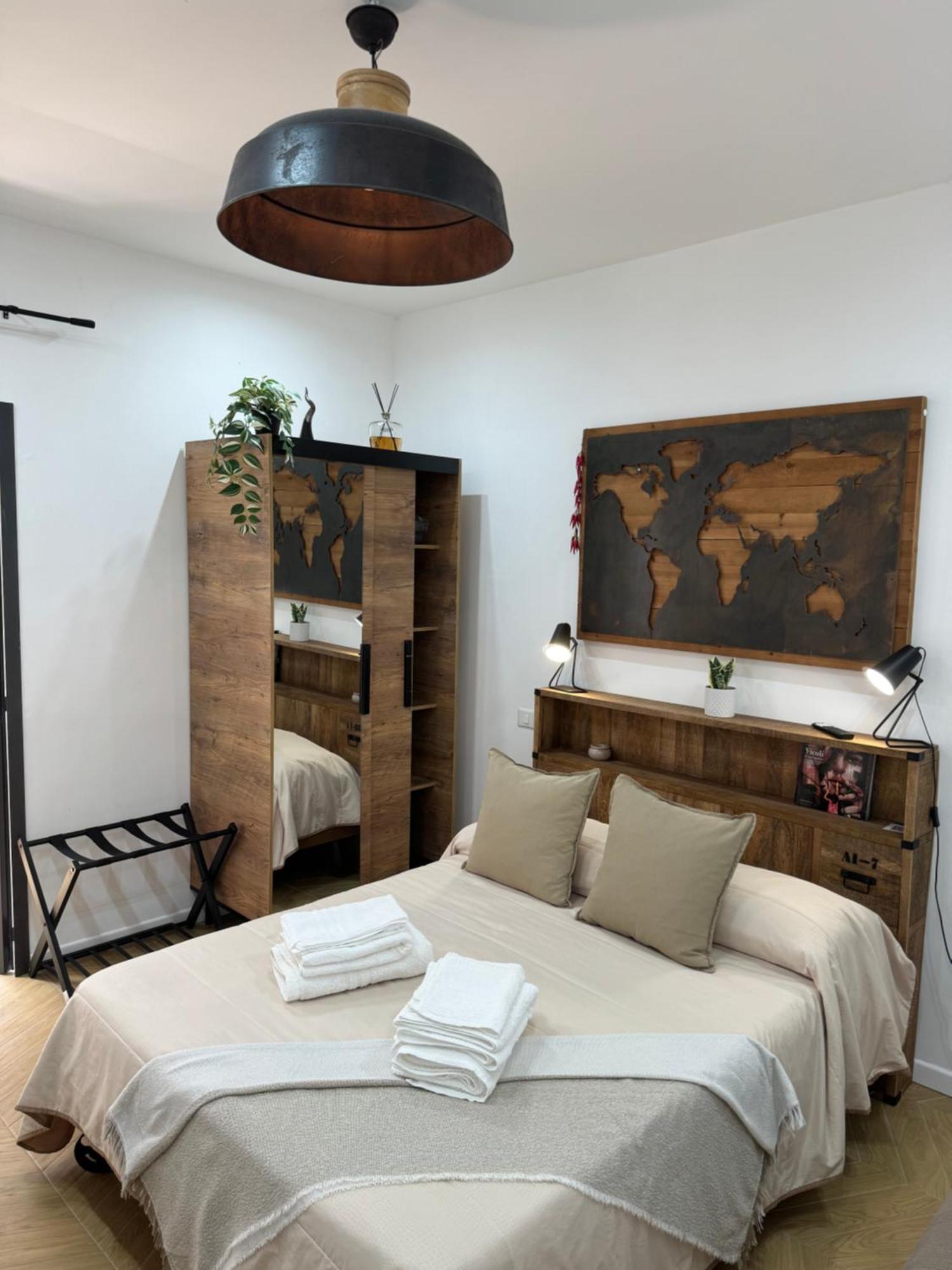 Gennarino Apartments - Panorama Suite With Balcony And Urban Loft Νάπολη Εξωτερικό φωτογραφία