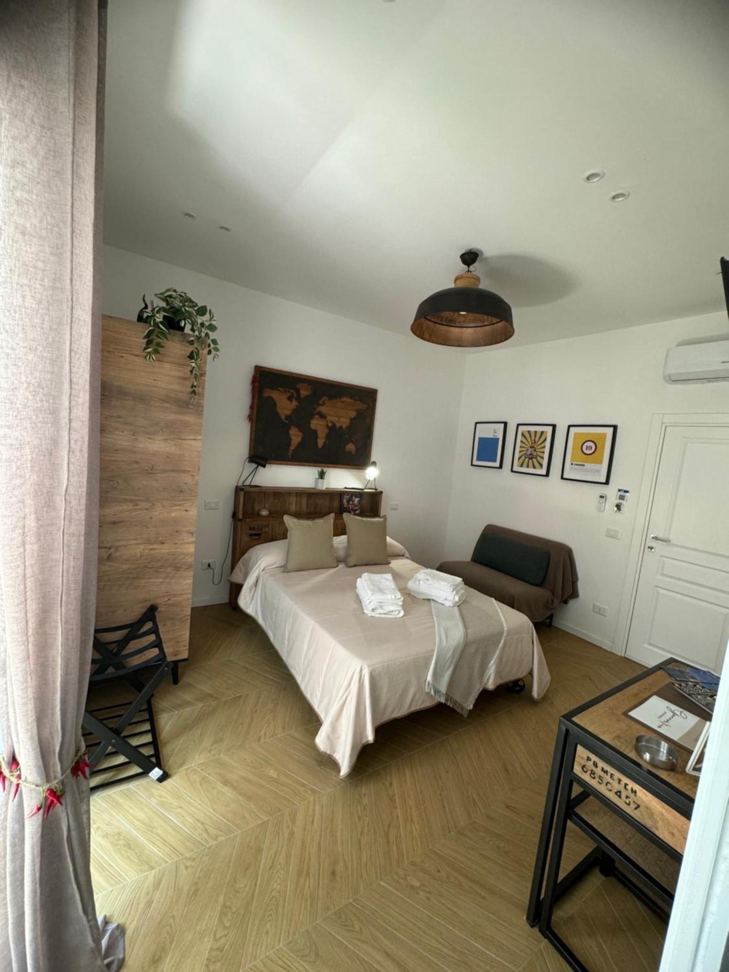 Gennarino Apartments - Panorama Suite With Balcony And Urban Loft Νάπολη Εξωτερικό φωτογραφία